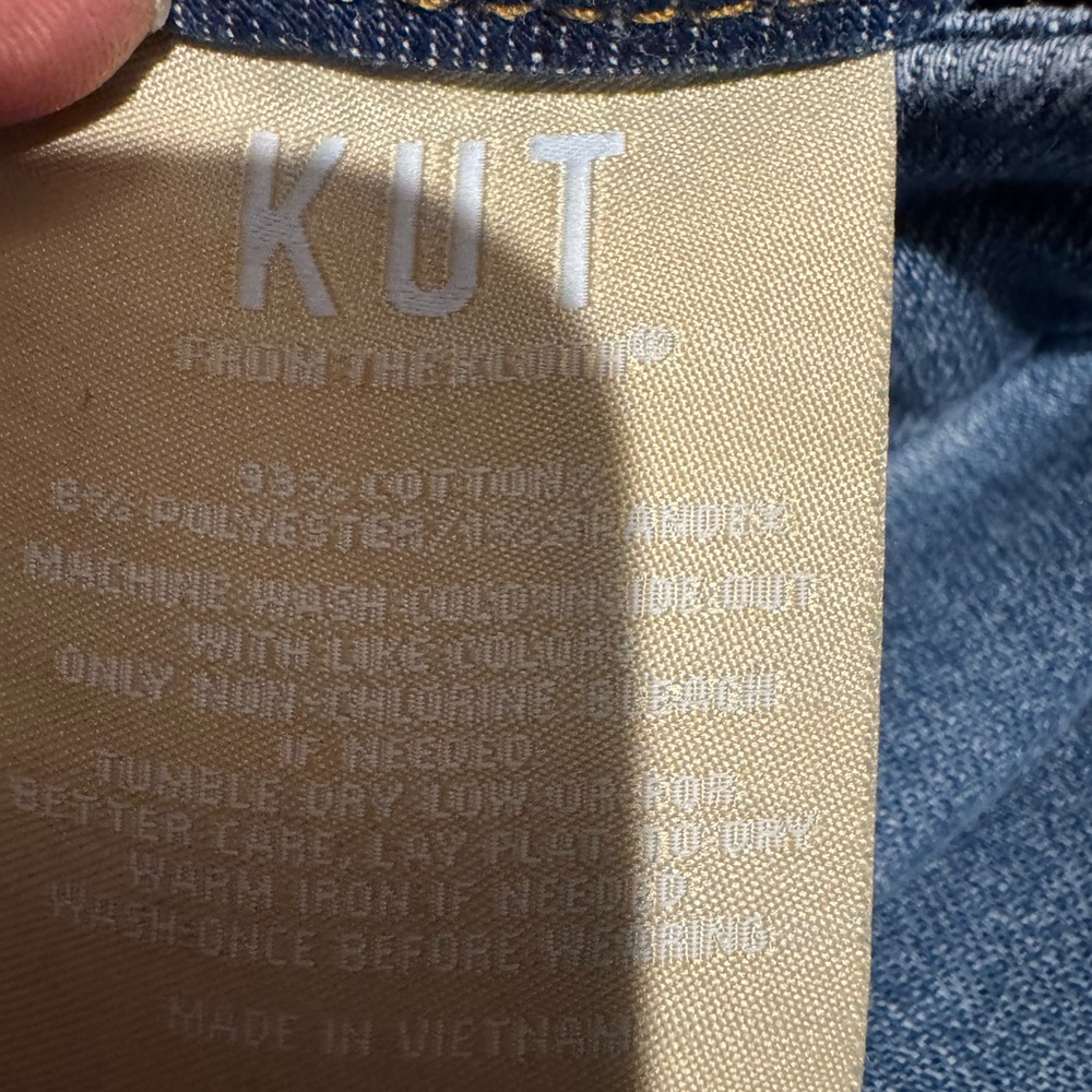 KUT from the Kloth Meg High Rise Wide Leg Jeans - Picture 14 of 16